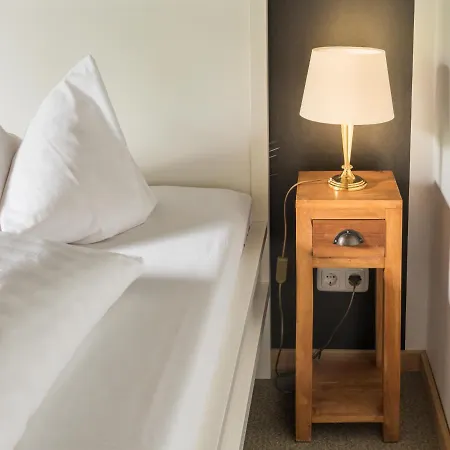 Engel Grill Bar Hotel *