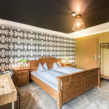 Hotel Engel Grill Bar *