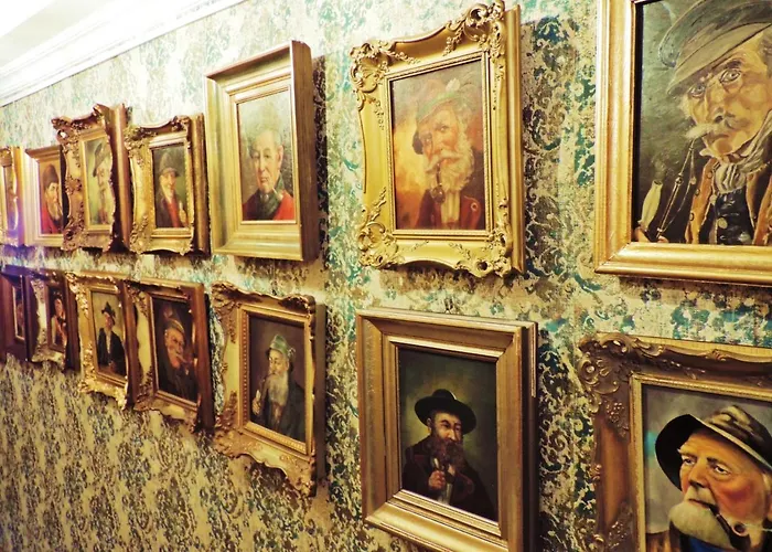 Engel Grill Bar Hotel *