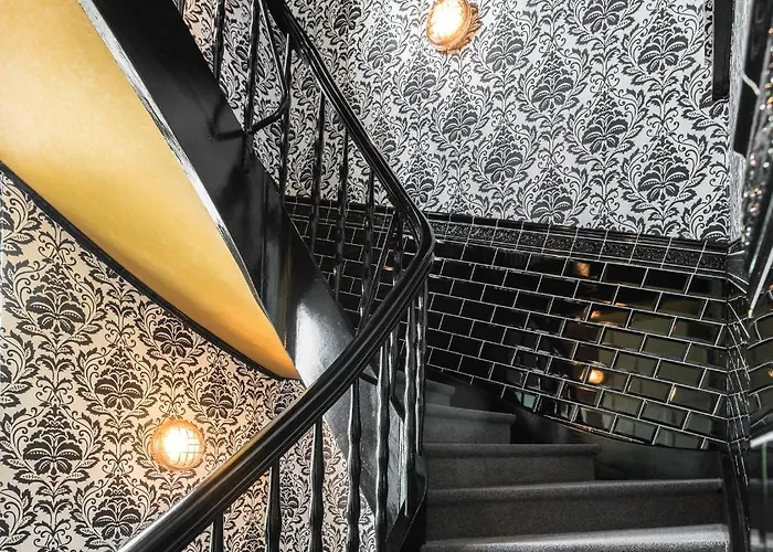 Engel Grill Bar Hotel *